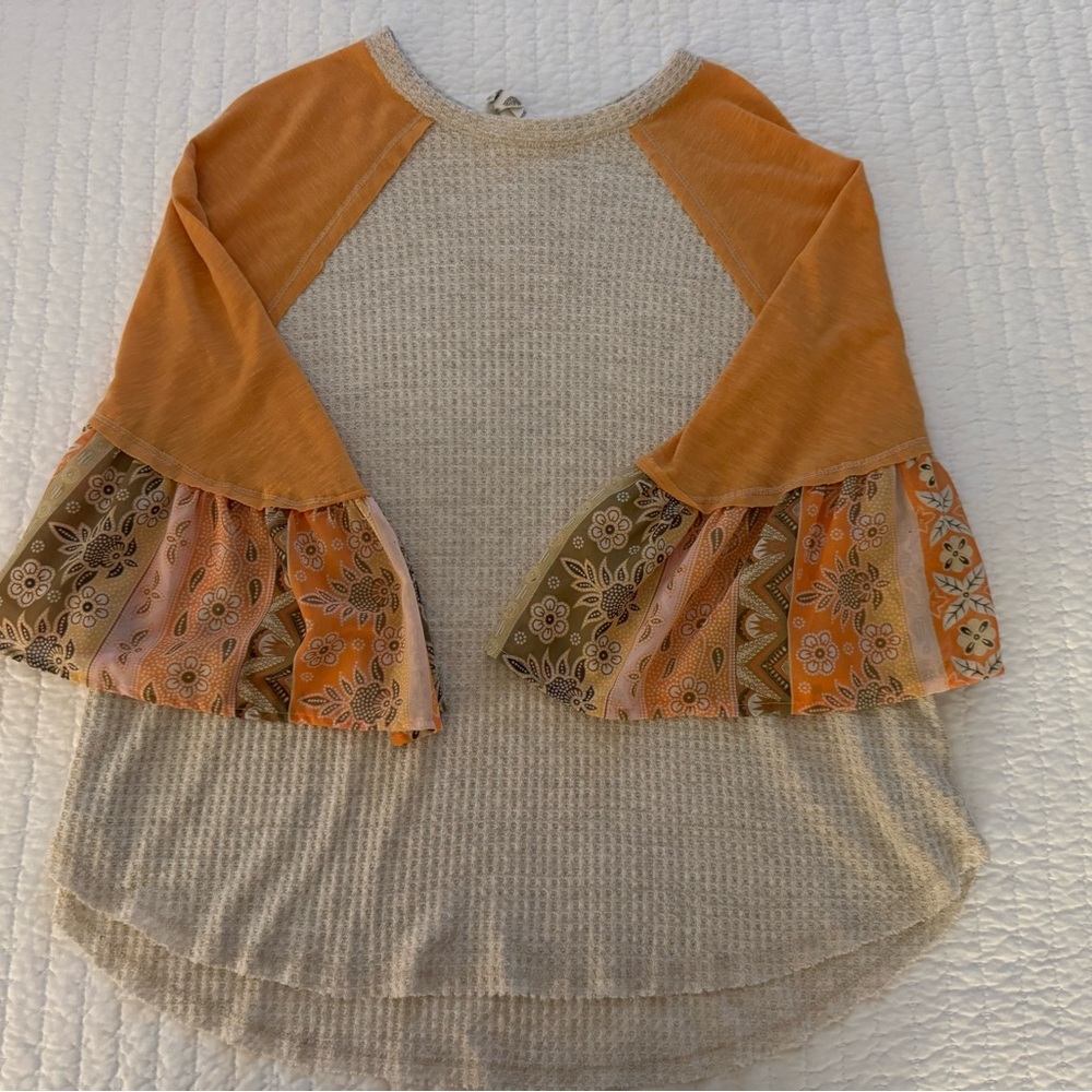Blu Pepper Wheat and Orange Bell Sleeve Top
